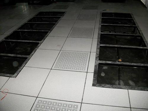 通風(fēng)地板，通風(fēng)防靜電地板